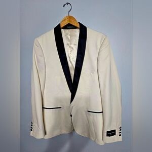 paisley & gray 4751J white blazer , size 44 regular